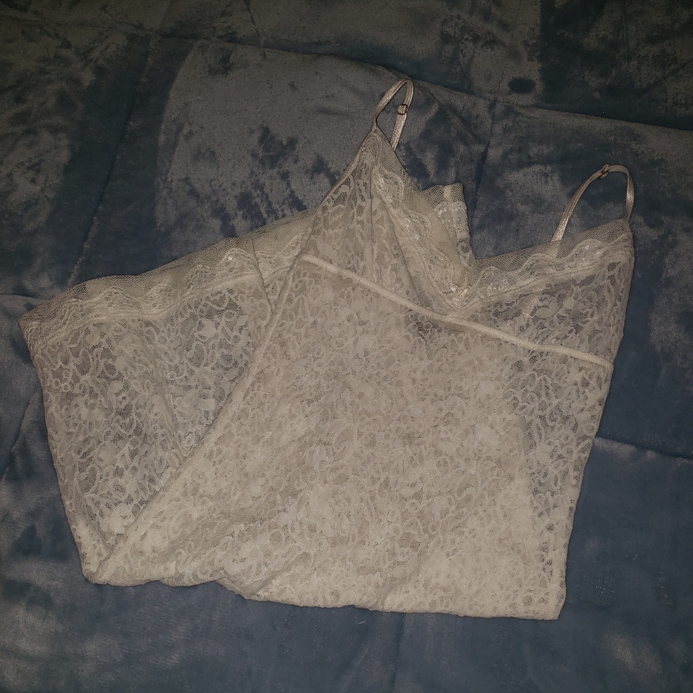 Victoria Secret White Lace Sleepwear 🌙
